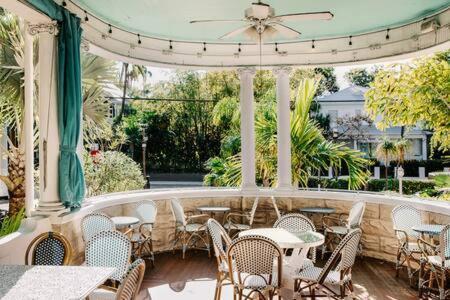 Deluxe Queen At The Curry Mansion - Parking & Heated Pool! Key West Dış mekan fotoğraf