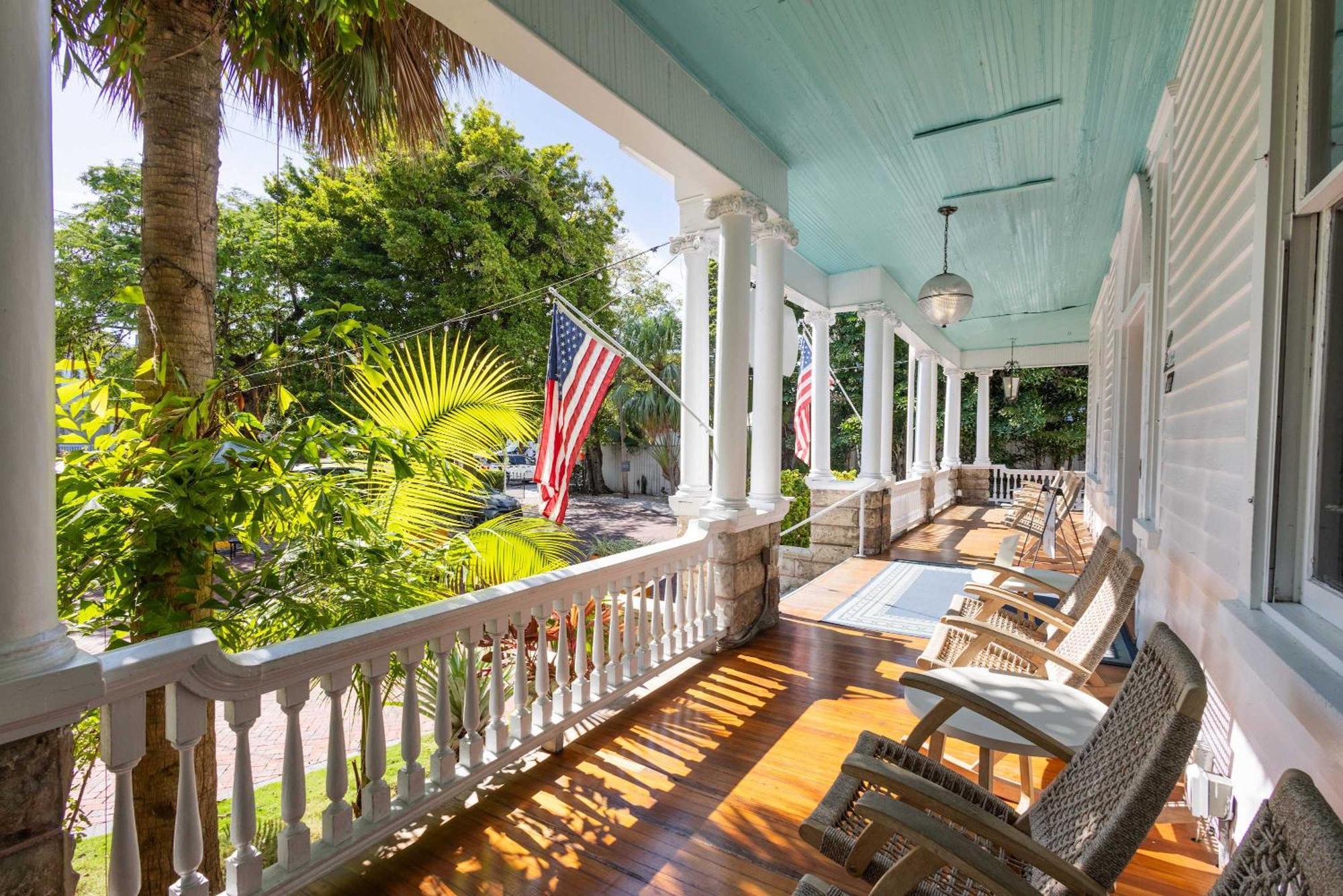 Deluxe Queen At The Curry Mansion - Parking & Heated Pool! Key West Dış mekan fotoğraf